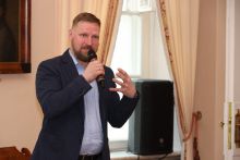 Ученый совет ГМП: Директор Музея-заповедника «Усадьба "Мураново" имени Ф.И. Тютчева» Александр Евгеньевич Богатырев Ученый совет ГМП: Директор Музея-заповедника «Усадьба "Мураново" имени Ф.И. Тютчева» Александр Евгеньевич Богатырев