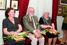 Вечер “Уходили на фронт отцы”: военные истории семей остожинского дома Вечер “Уходили на фронт отцы”: военные истории семей остожинского дома