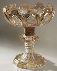 Ваза для фруктов. Богемия. 1840-1860-е. Хрусталь, гранение, позолота; золоченая бронза.