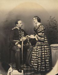 Орлов Н.М. и Орлова О.П. Начало 1860-х. Неизвестный фотограф. Отпечаток на соленой бумаге, акварель, белила, лак. 