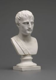 Неизвестный скульптор.  «Наполеон Бонапарт». Первая четверть XIX века. Бисквит.