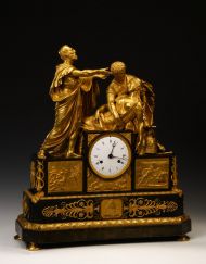 Часы со скульптурной группой "Самоубийство Лукреции". Начало XIX в. Франция, мастерская Галле. Бронза, золочение, патинирование 61,5 х 53 х 19