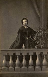Наталья Александровна Пушкина, младшая дочь поэта. Фотография. 1860-е